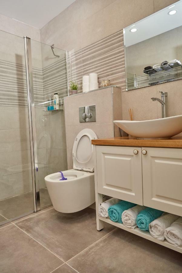 דירת גן פונה לבריכה - Pool Garden View Eilat Apartment Exterior photo